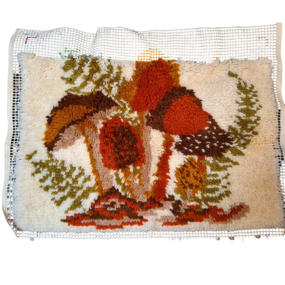 Vintage Latch Hook Rug Kit MUSHROOMS Wonder Art #4650 Partially Completed